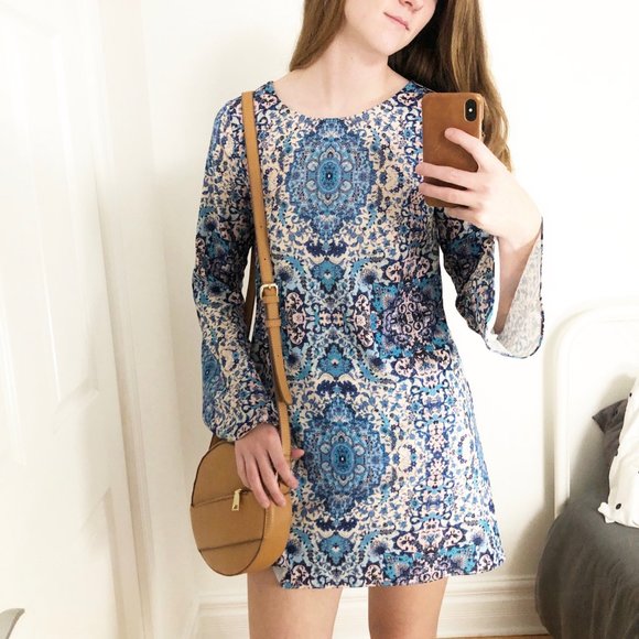 Stunning 70s Bohemian Bell Flare Sleeve Mini Dress - Picture 1 of 7